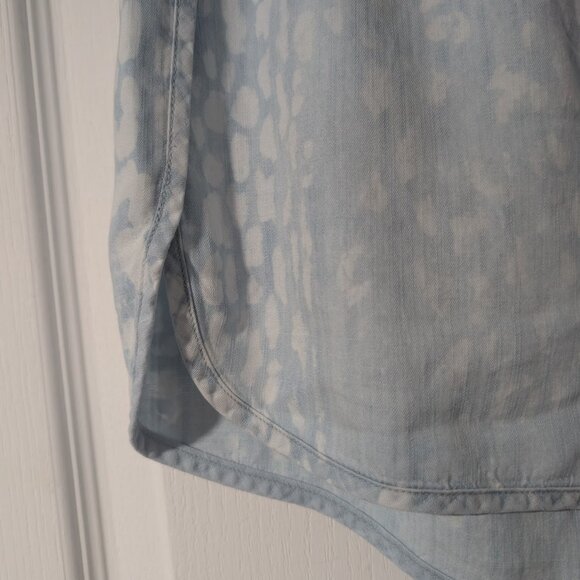 NEW! Bella Dahl | Sporty Short in Animal Spot Denim - Picture 9 of 10